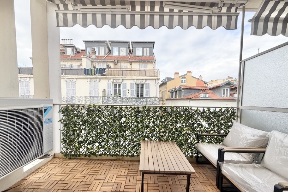 Апартаменты в Ницце, Франция, 110 м² - фото 1