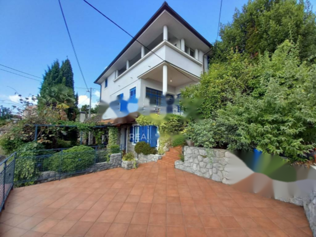 Дом в Опатии, Хорватия, 366 м² - фото 1