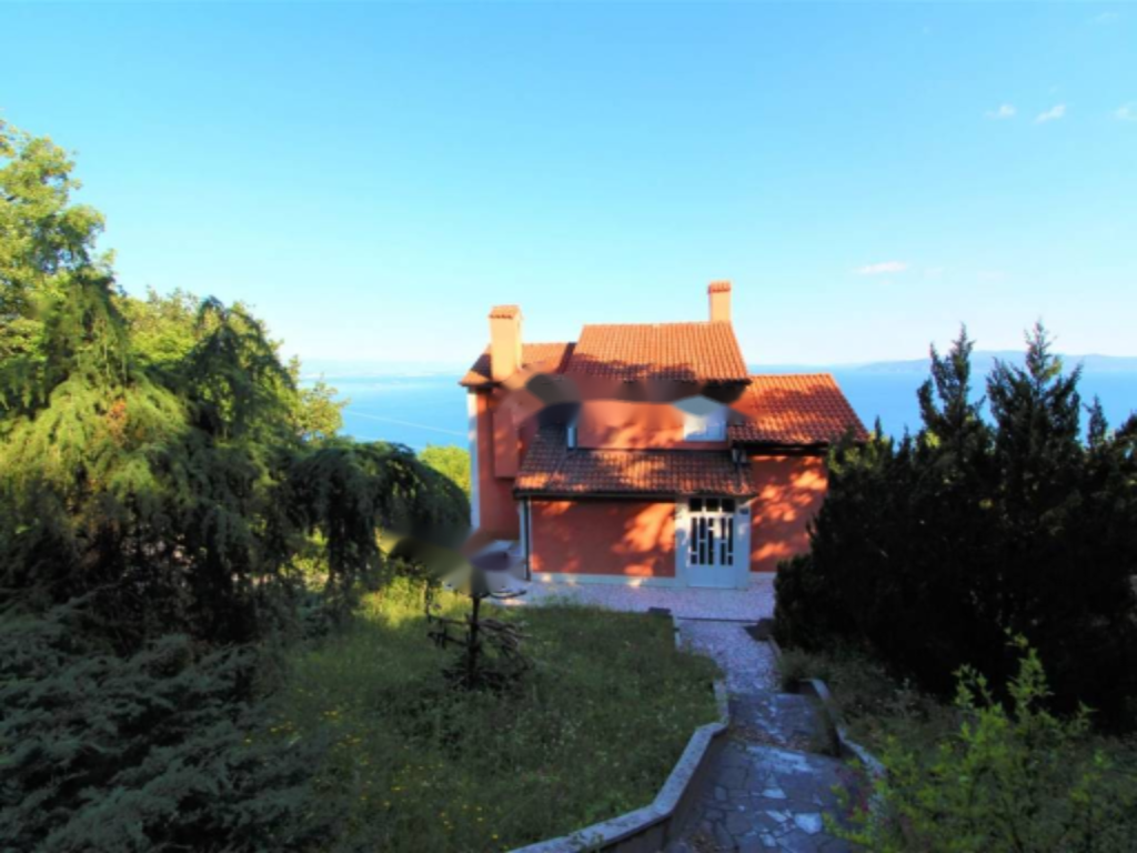 Дом в Опатии, Хорватия, 260 м² - фото 1