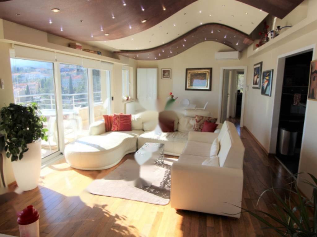 Квартира в Опатии, Хорватия, 150 м² - фото 1