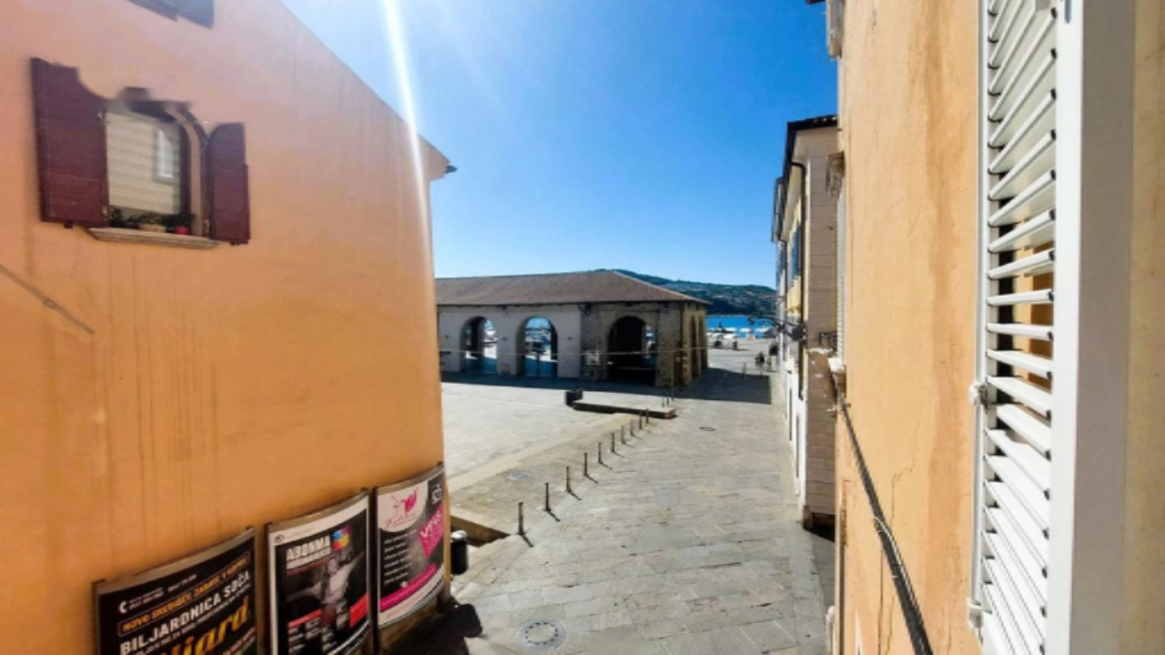 Квартира в Копере, Словения, 18 м² - фото 1