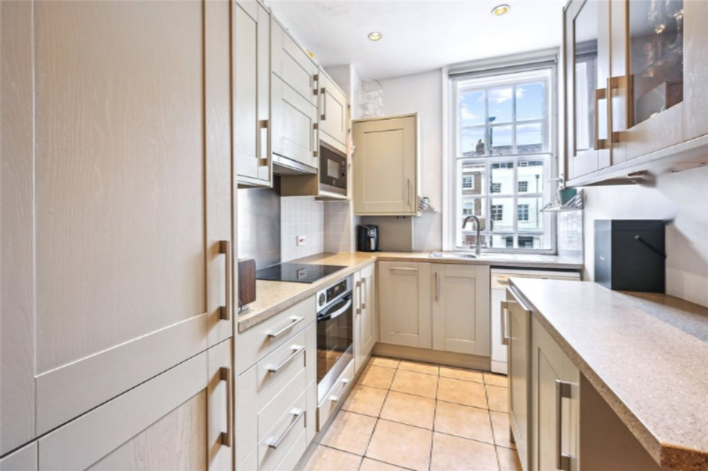 Квартира в Лондоне, Великобритания, 46 м² - фото 1