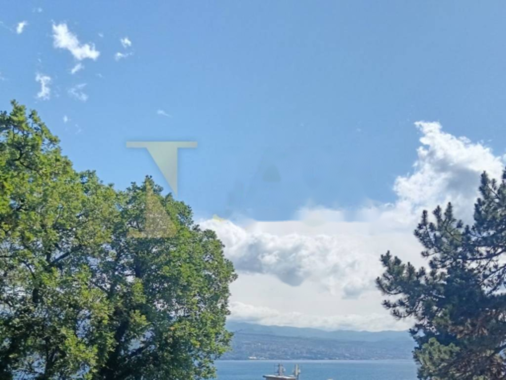 Квартира в Опатии, Хорватия, 145 м² - фото 1