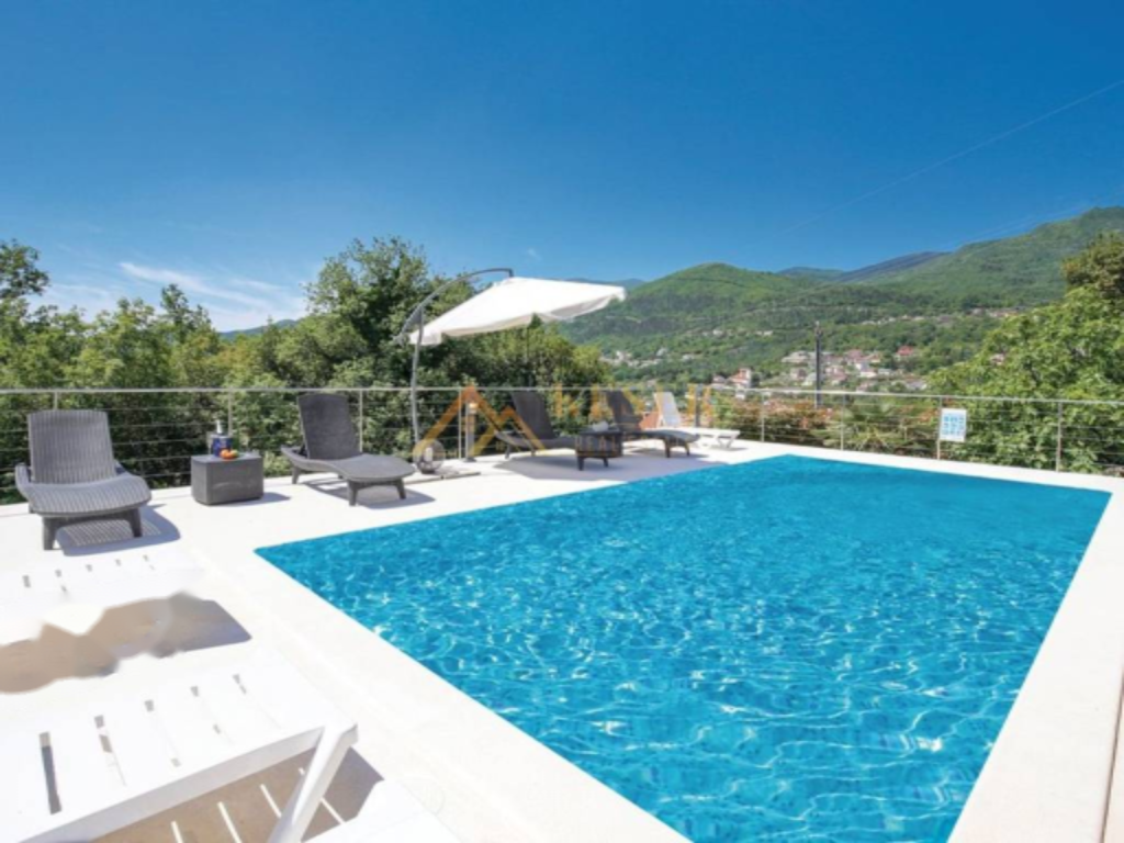 Дом в Опатии, Хорватия, 1 500 м² - фото 6