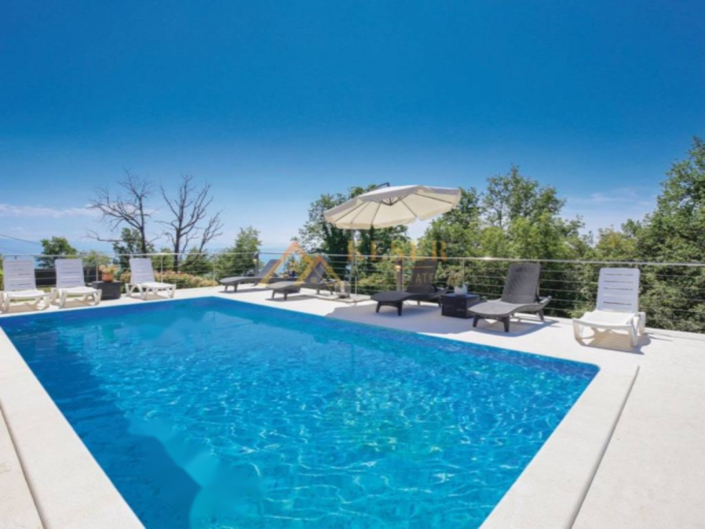 Дом в Опатии, Хорватия, 1 500 м² - фото 9