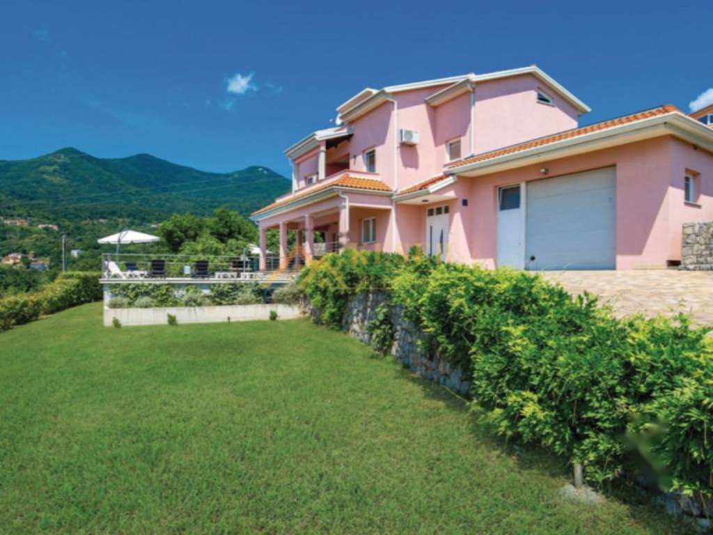 Дом в Опатии, Хорватия, 1 500 м² - фото 12