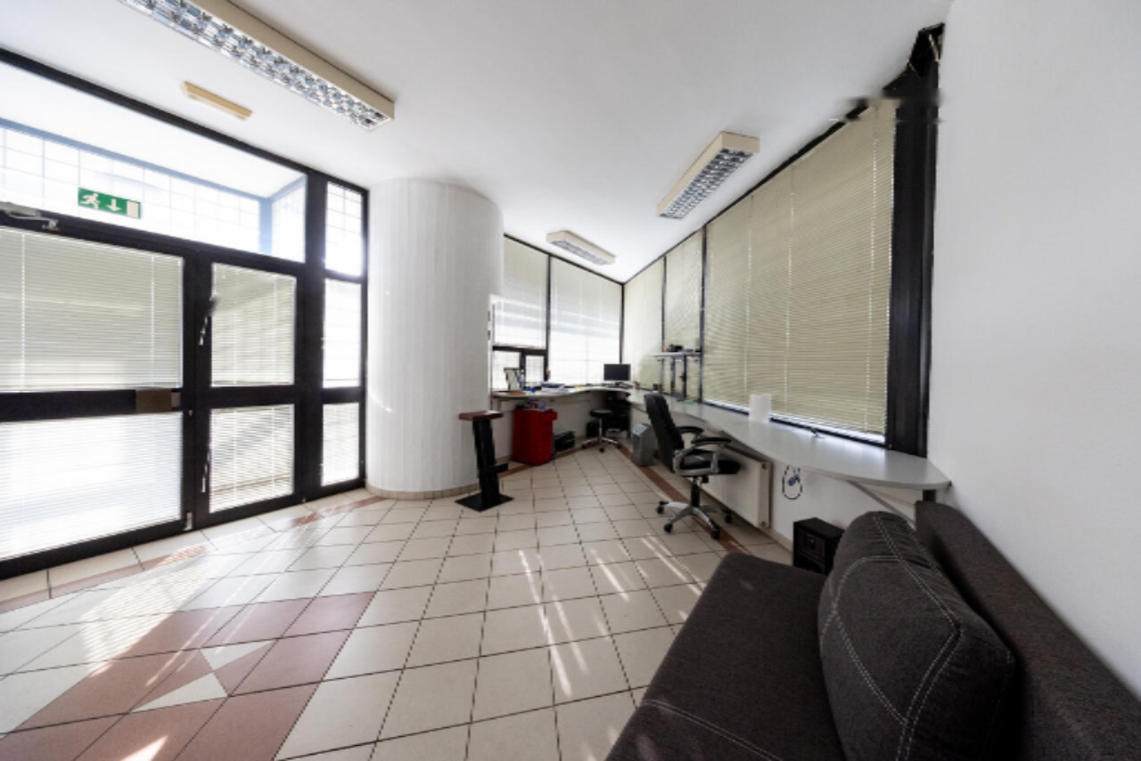 Офис в Любляне, Словения, 1 098 м² - фото 18