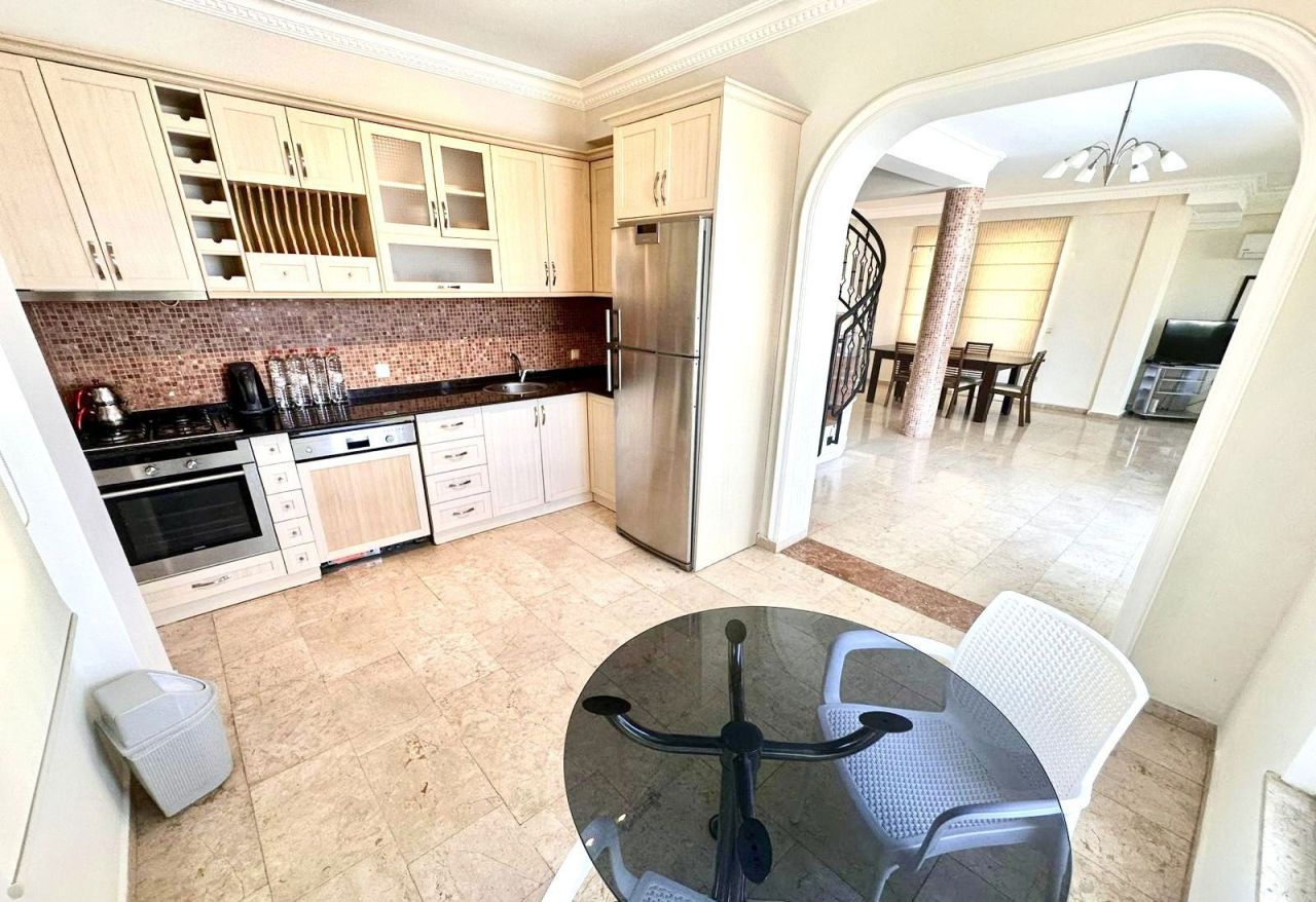 Вилла в Алании, Турция, 180 м² - фото 15