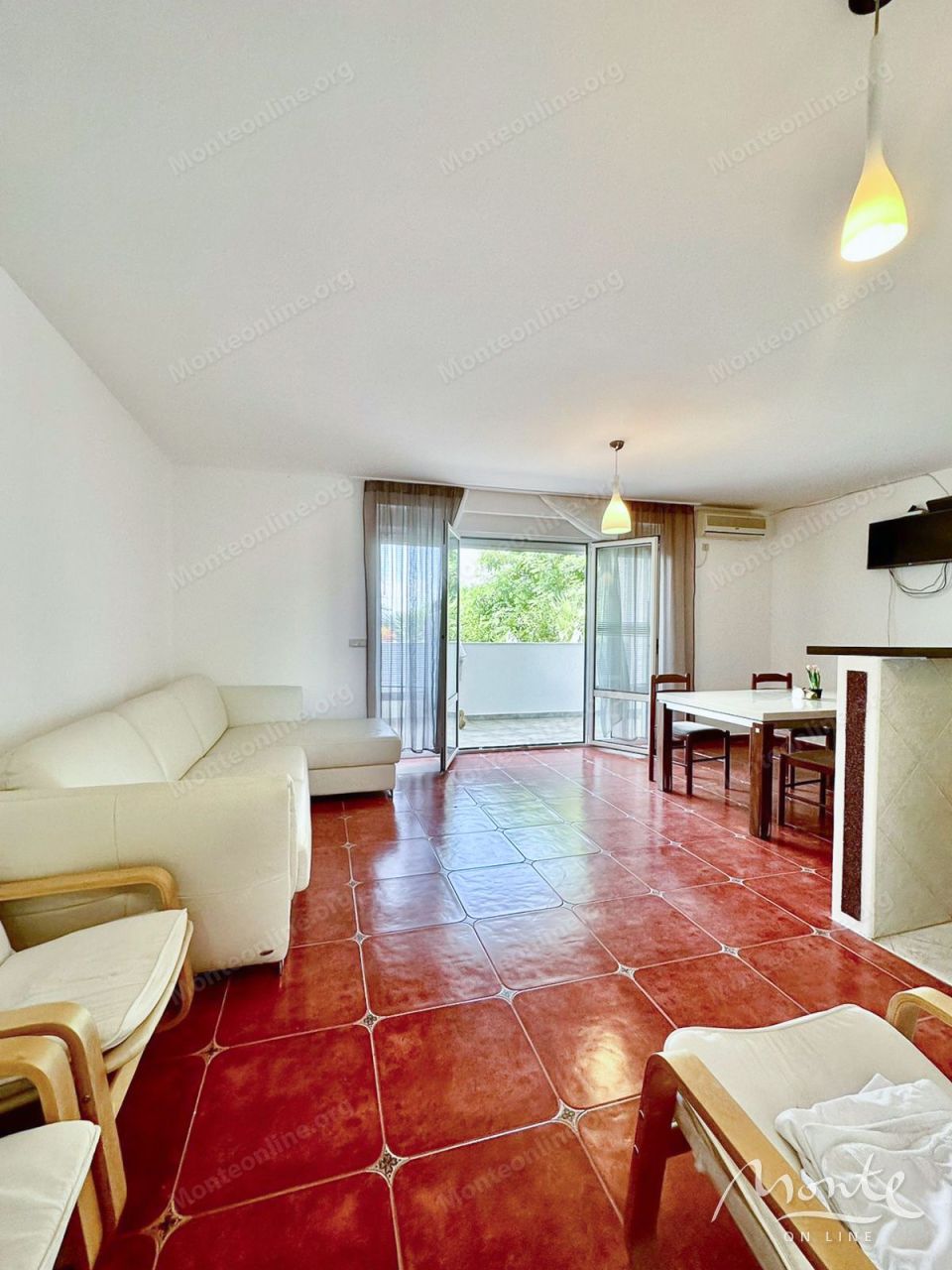 Апартаменты в Петроваце, Черногория, 90 м² - фото 1