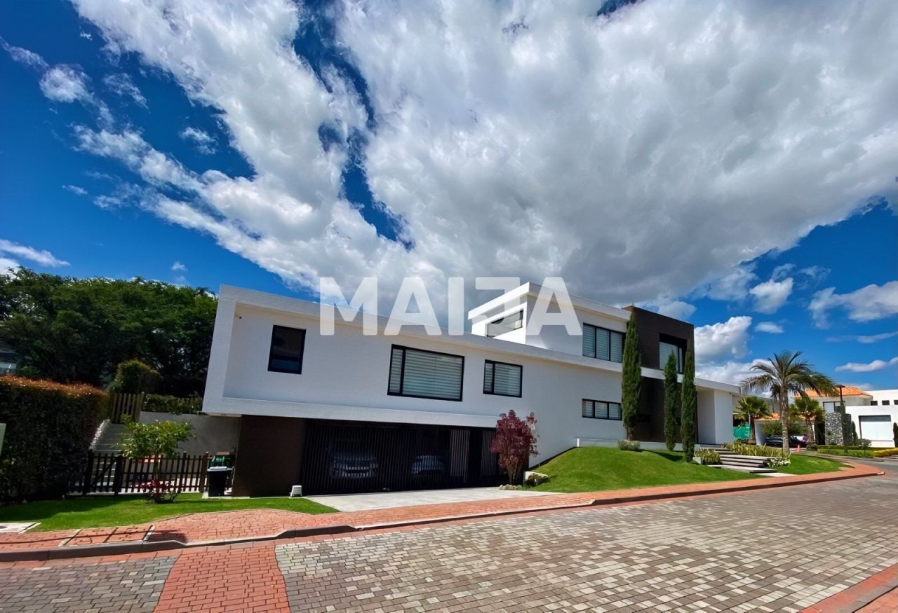 Дом Tumbaco, Эквадор, 368.37 м² - фото 3