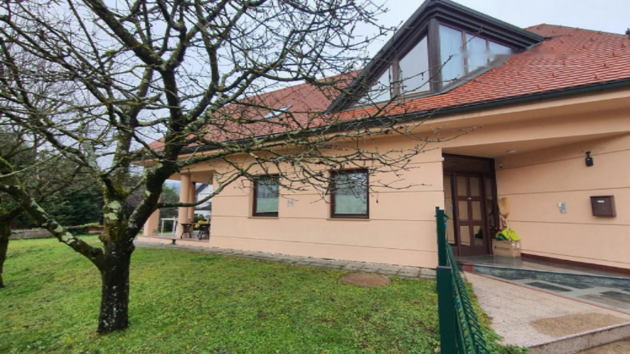 Дом в Любляне, Словения, 465 м² - фото 1