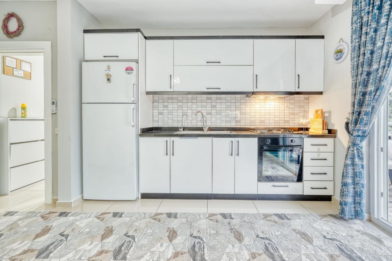 Квартира в Кестеле, Турция, 70 м² - фото 2