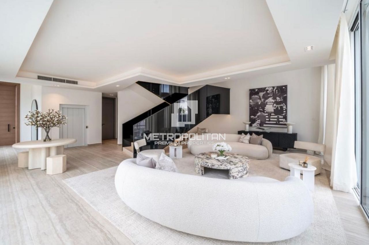 Вилла в Дубае, ОАЭ, 180 м² - фото 1