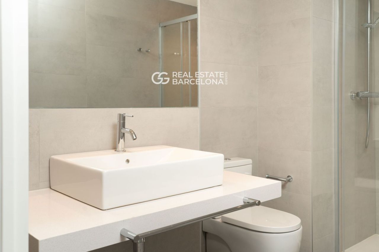 Квартира в Бадалоне, Испания, 141 м² - фото 3