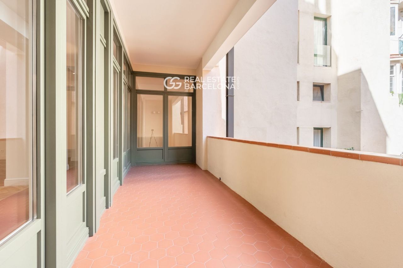 Квартира в Барселоне, Испания, 163 м² - фото 4