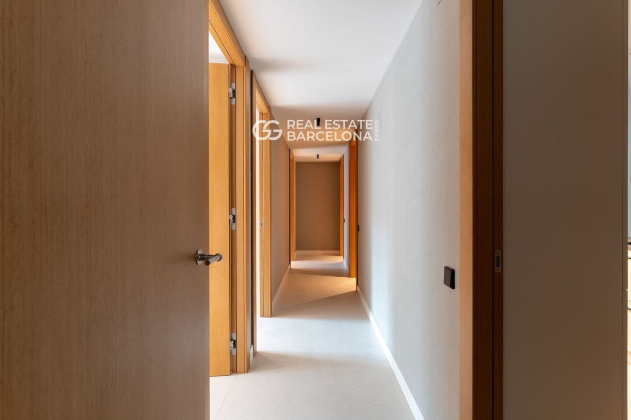 Квартира в Барселоне, Испания, 201 м² - фото 7