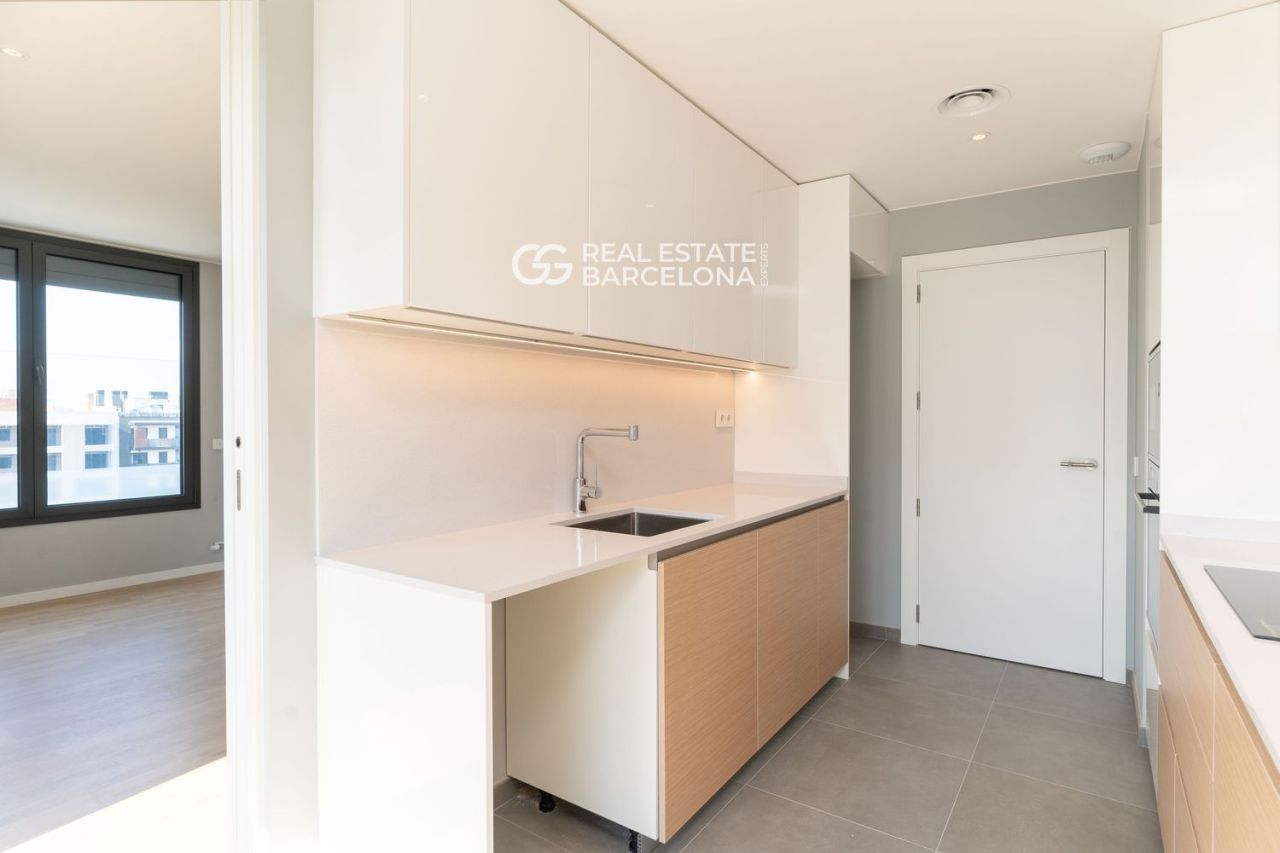 Квартира в Бадалоне, Испания, 141 м² - фото 9