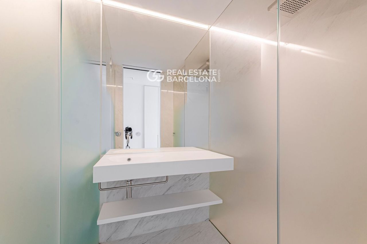 Квартира в Барселоне, Испания, 386 м² - фото 12