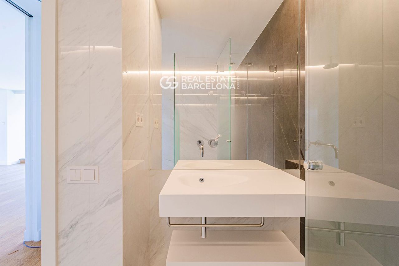 Квартира в Барселоне, Испания, 129 м² - фото 13