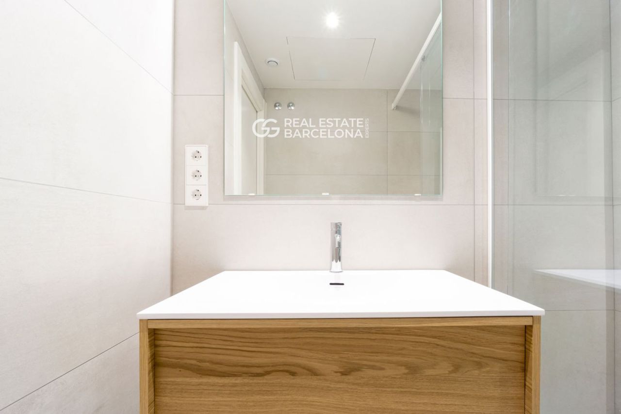 Квартира в Барселоне, Испания, 91 м² - фото 13