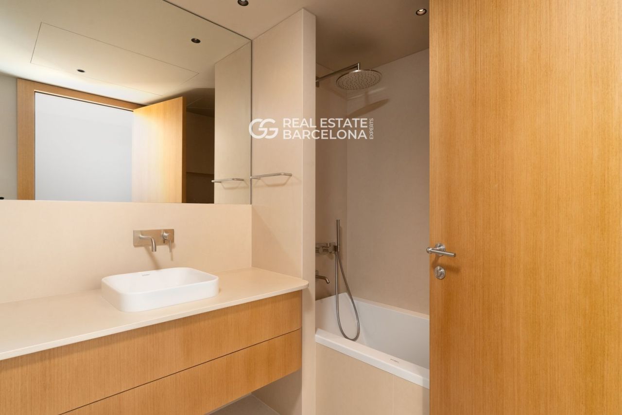 Квартира в Барселоне, Испания, 201 м² - фото 19