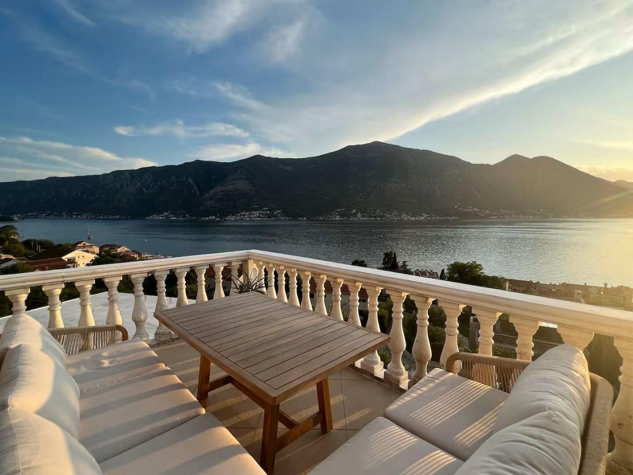 Квартира в Доброте, Черногория, 60 м² - фото 2