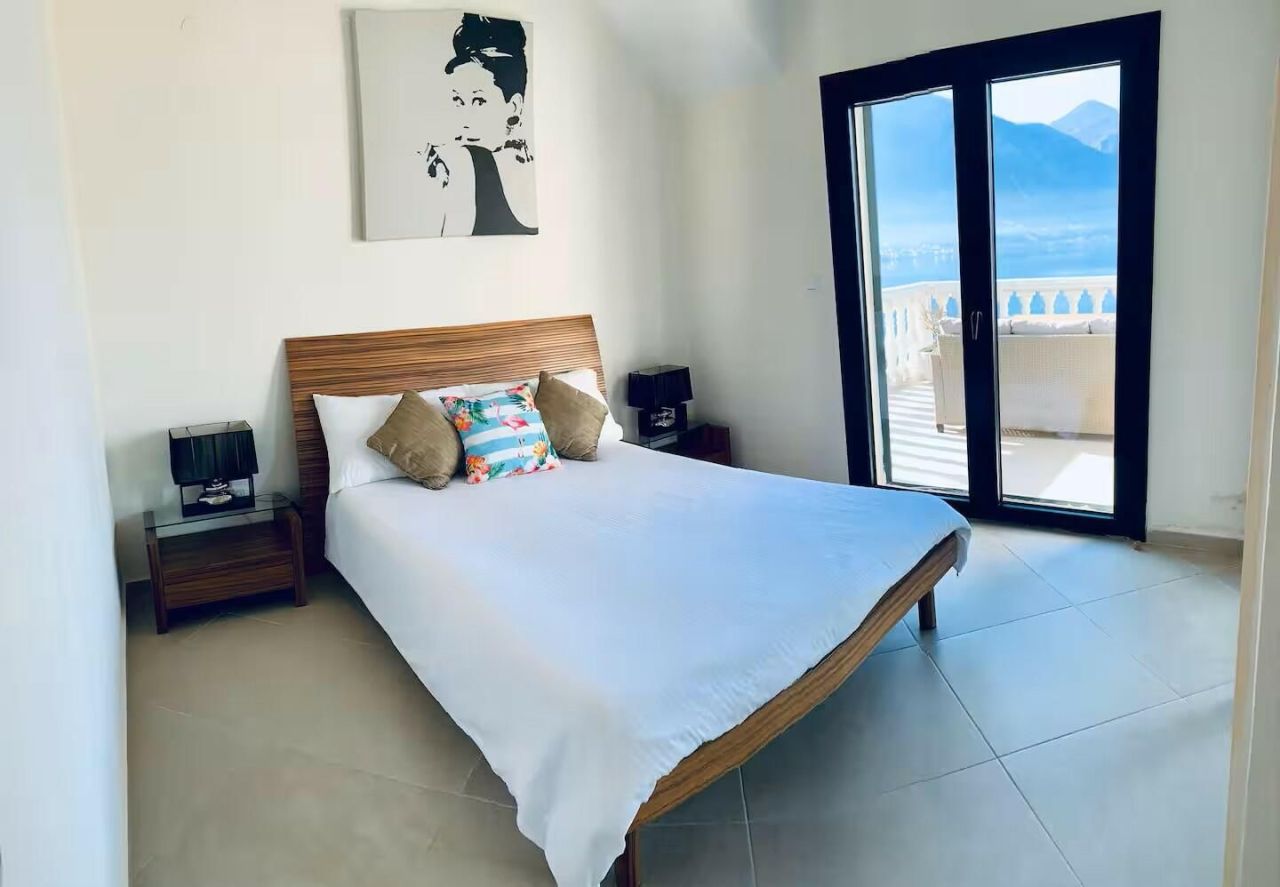 Квартира в Доброте, Черногория, 60 м² - фото 6