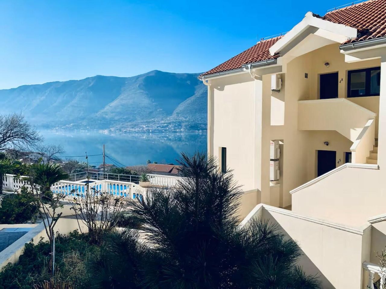 Квартира в Доброте, Черногория, 60 м² - фото 16