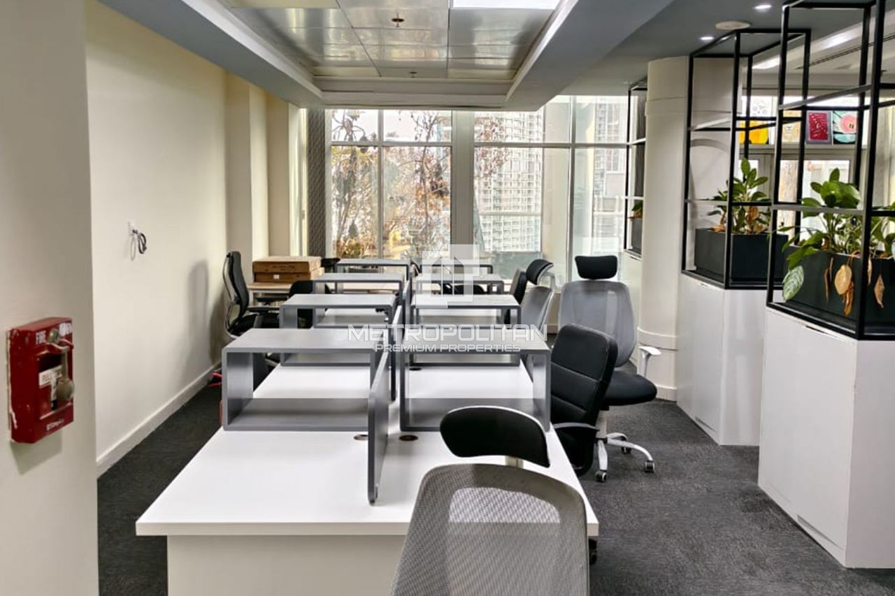 Офис в Дубае, ОАЭ, 199 м² - фото 2