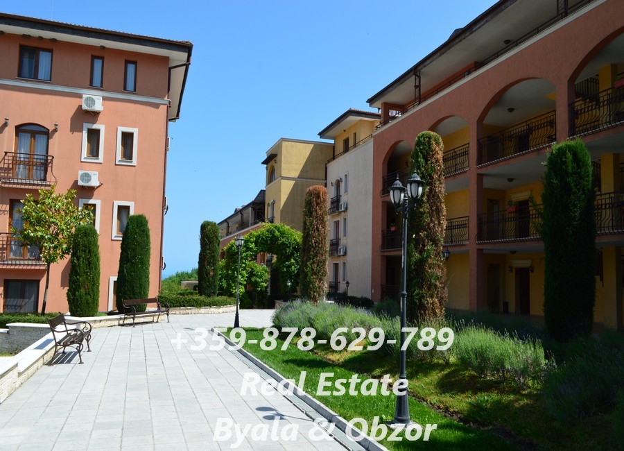 Квартира в Обзоре, Болгария, 59 м² - фото 1