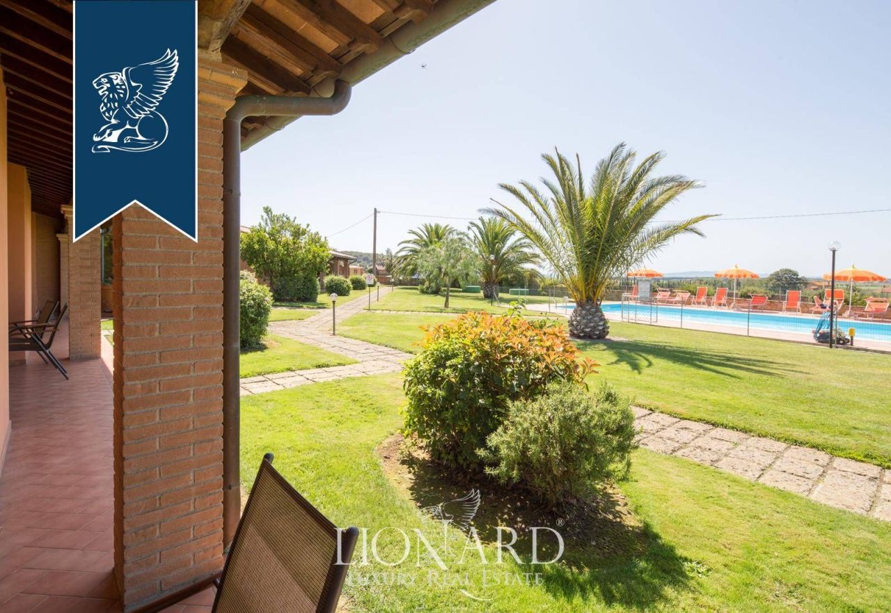 Ферма в Гроссето, Италия, 760 м² - фото 3