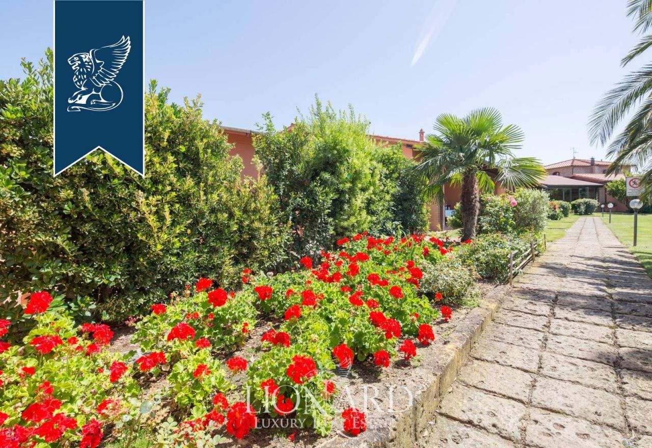 Ферма в Гроссето, Италия, 760 м² - фото 15