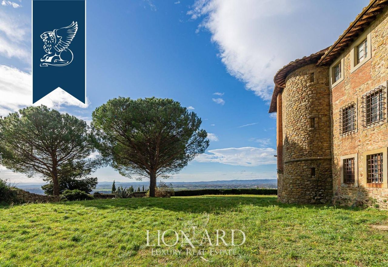 Замок в Ареццо, Италия, 3 000 м² - фото 15