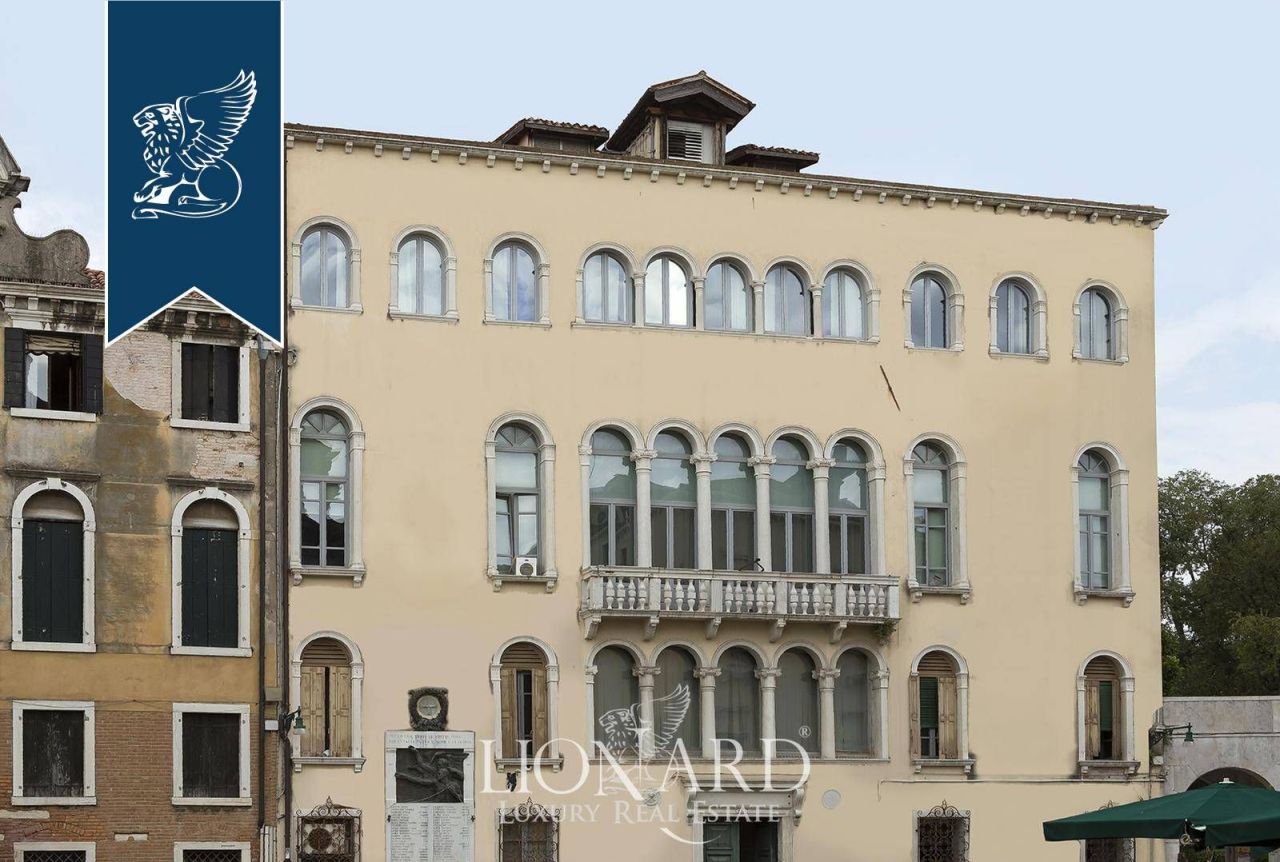 Дом в Венеции, Италия, 1 980 м² - фото 16