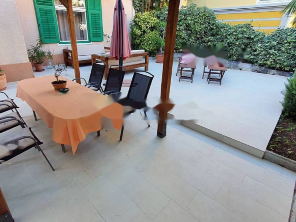 Квартира в Опатии, Хорватия, 205 м² - фото 1