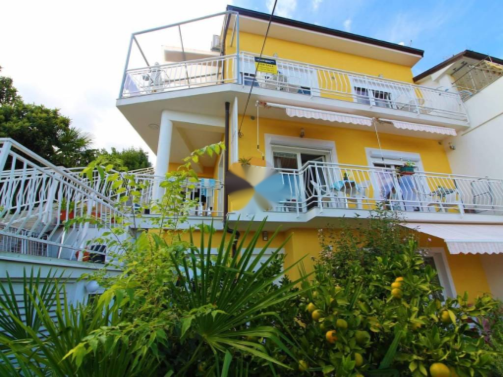 Дом в Опатии, Хорватия, 280 м² - фото 2