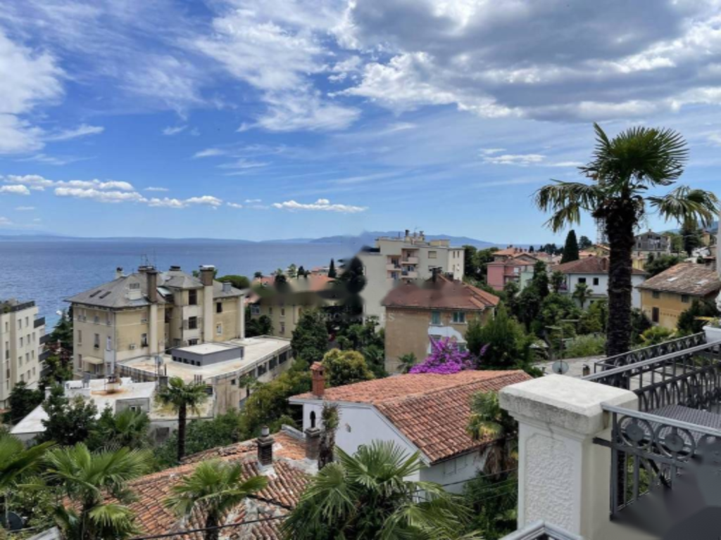 Квартира в Опатии, Хорватия, 205 м² - фото 2