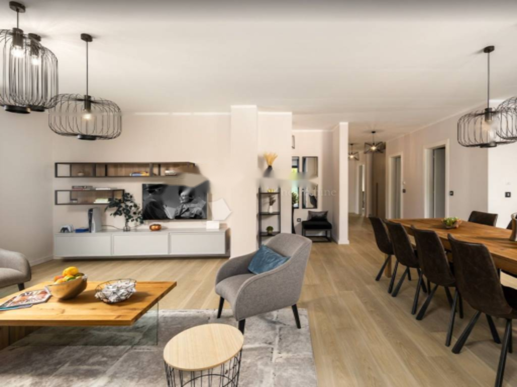 Дом в Опатии, Хорватия, 1 224 м² - фото 6