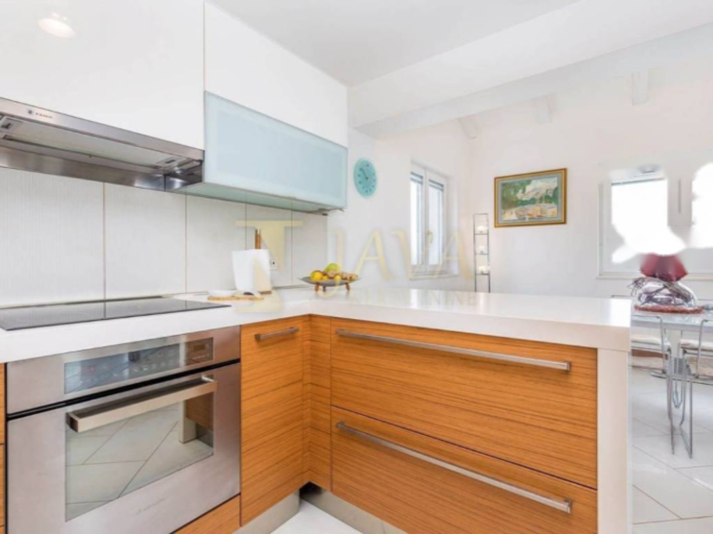 Квартира в Опатии, Хорватия, 222 м² - фото 10