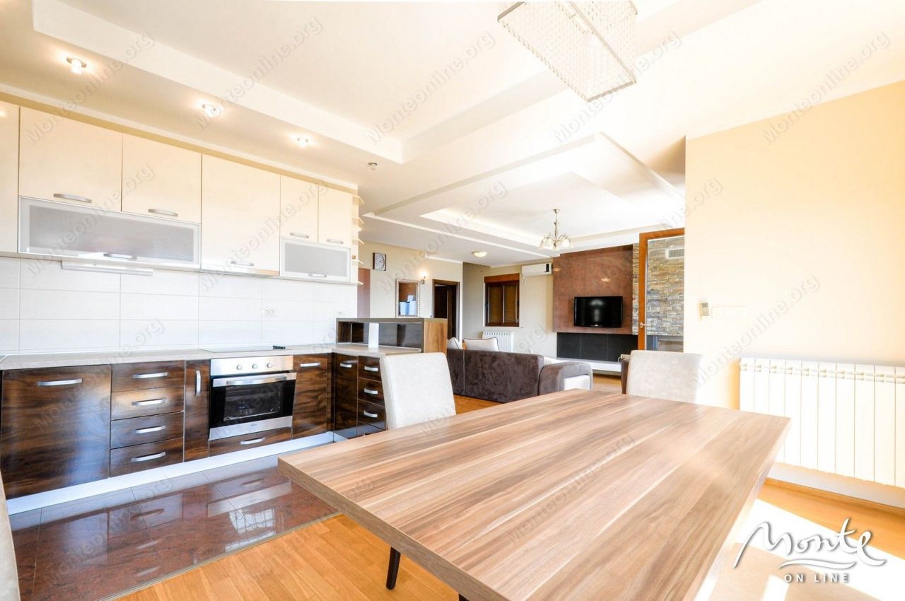 Вилла в Зеленике, Черногория, 227 м² - фото 12