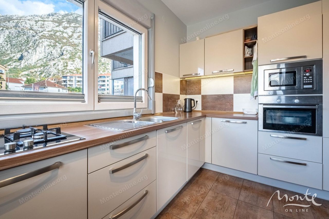 Апартаменты в Доброте, Черногория, 114 м² - фото 13