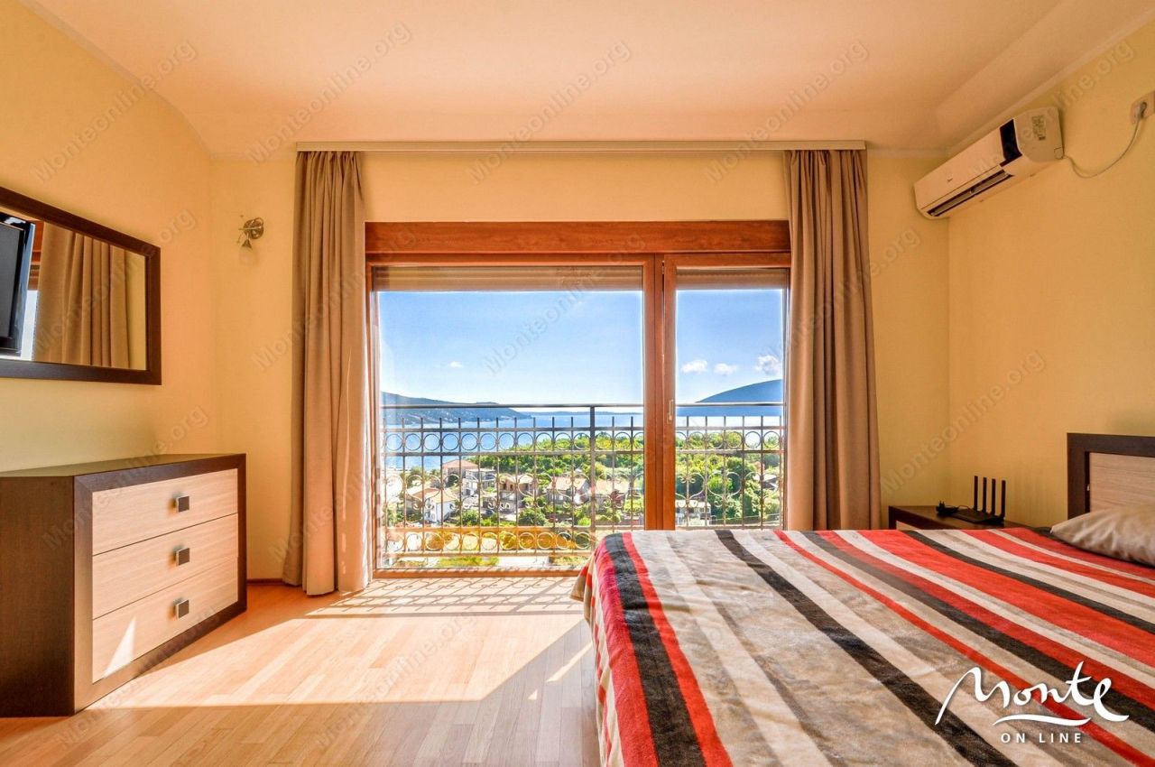 Вилла в Зеленике, Черногория, 227 м² - фото 16