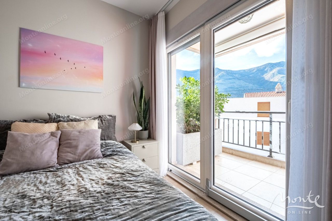 Апартаменты в Доброте, Черногория, 114 м² - фото 16