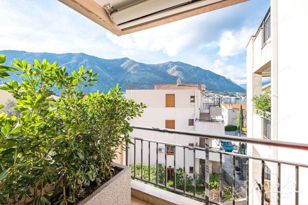 Апартаменты в Доброте, Черногория, 114 м² - фото 17