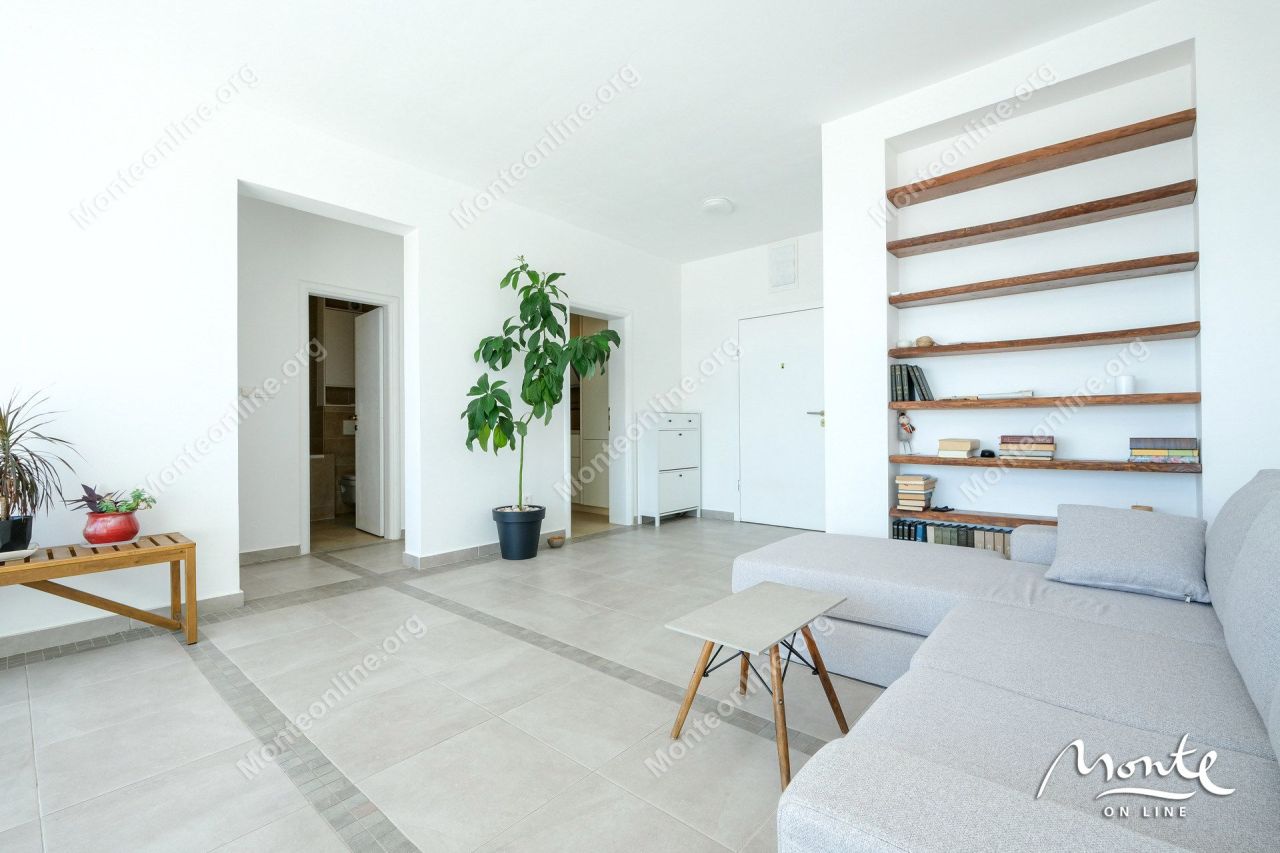 Апартаменты в Будве, Черногория, 65 м² - фото 19