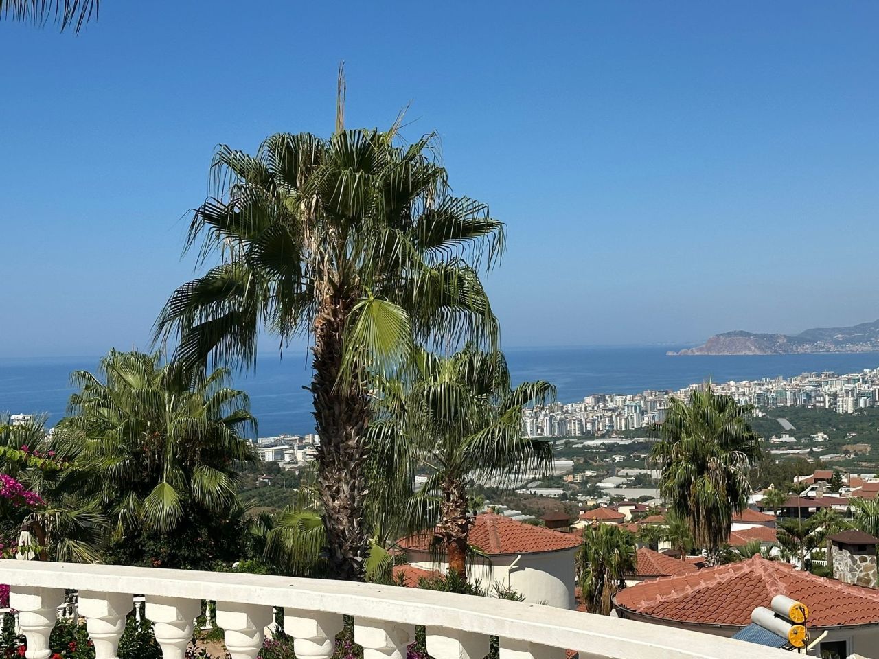 Вилла в Алании, Турция, 200 м² - фото 2