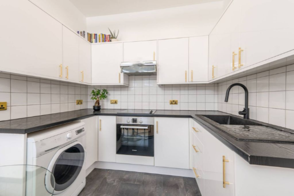 Квартира в Лондоне, Великобритания, 37 м² - фото 11