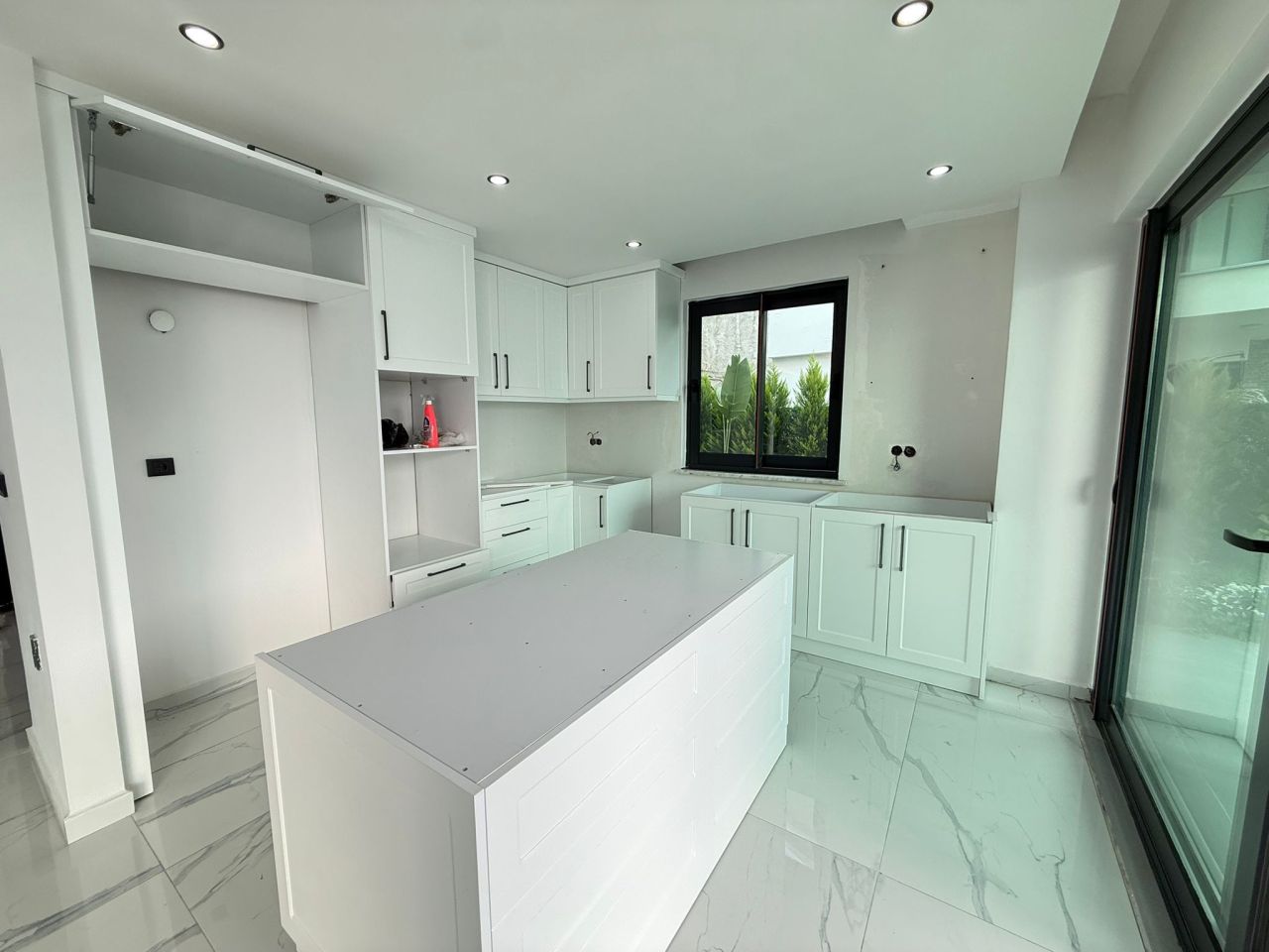 Вилла в Алании, Турция, 330 м² - фото 9