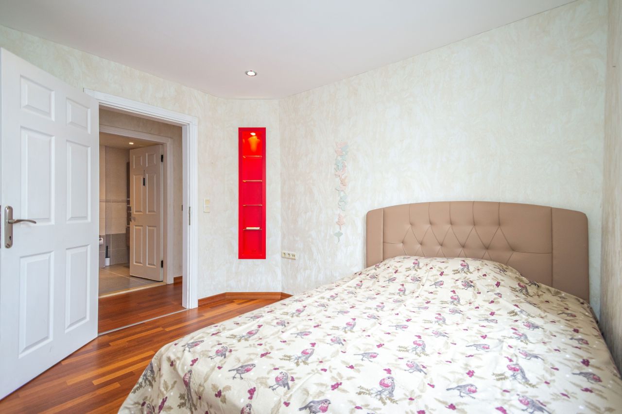 Апартаменты в Алании, Турция, 120 м² - фото 11