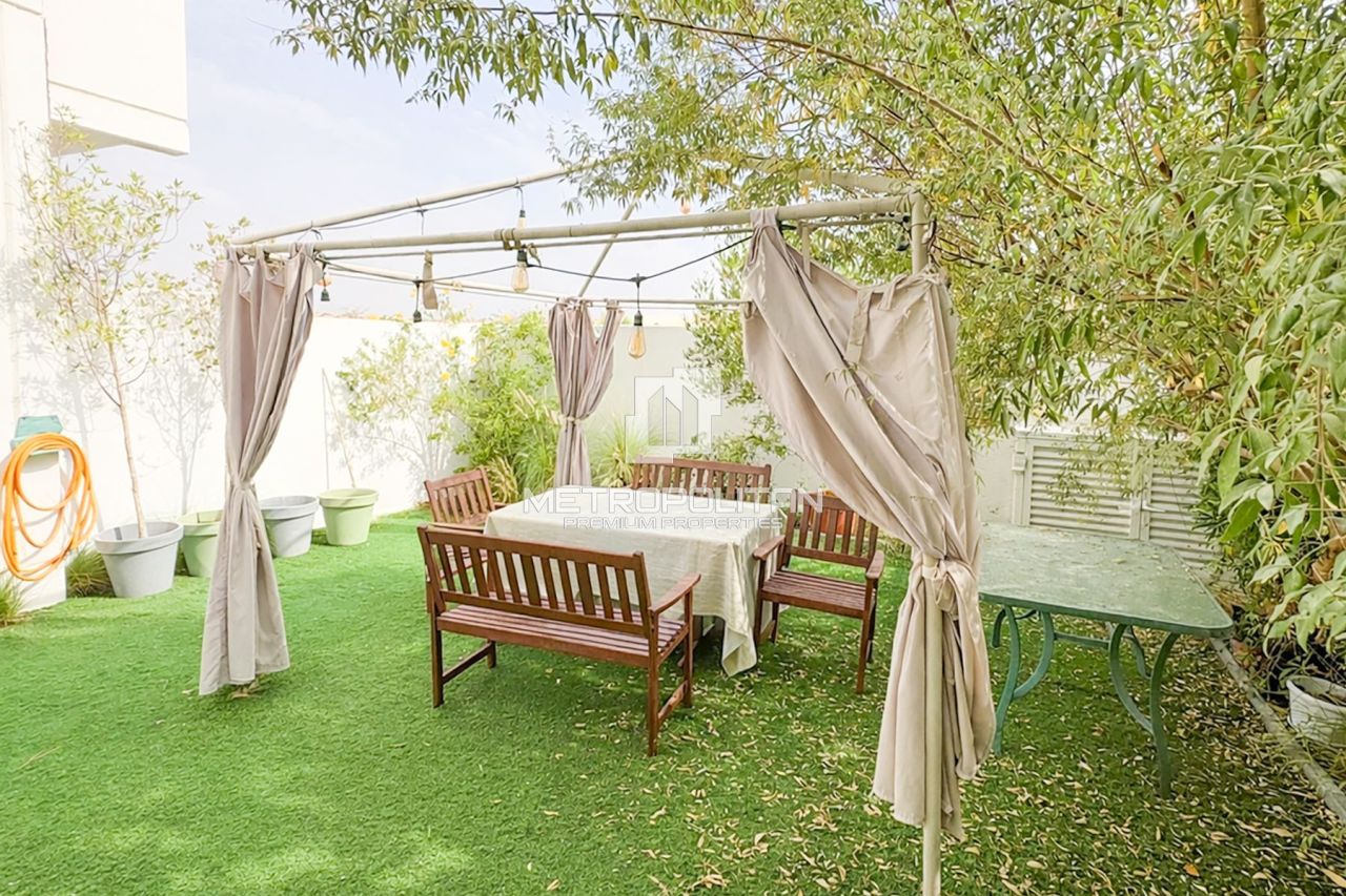 Таунхаус в Дубае, ОАЭ, 234 м² - фото 7